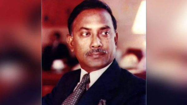 তৎকালীন রাষ্ট্রপতি ও বিএনপির প্রতিষ্ঠাতা জিয়াউর রহমান। ফাইল ছবি