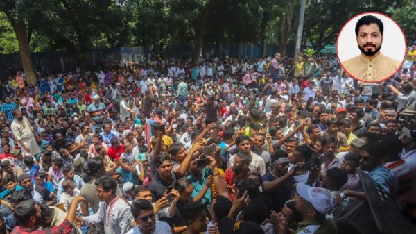 বিএনপি নেতা ইশরাক হোসেনকে ঢাকা দক্ষিণ সিটি করপোরেশনের মেয়রের দায়িত্ব বুঝিয়ে দেওয়ার দাবিতে আন্দোলনকারীদের অবস্থান। ছবি- সংগৃহীত