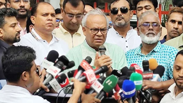 বিএনপির সিনিয়র যুগ্ম মহাসচিব রুহুল কবির রিজভী।